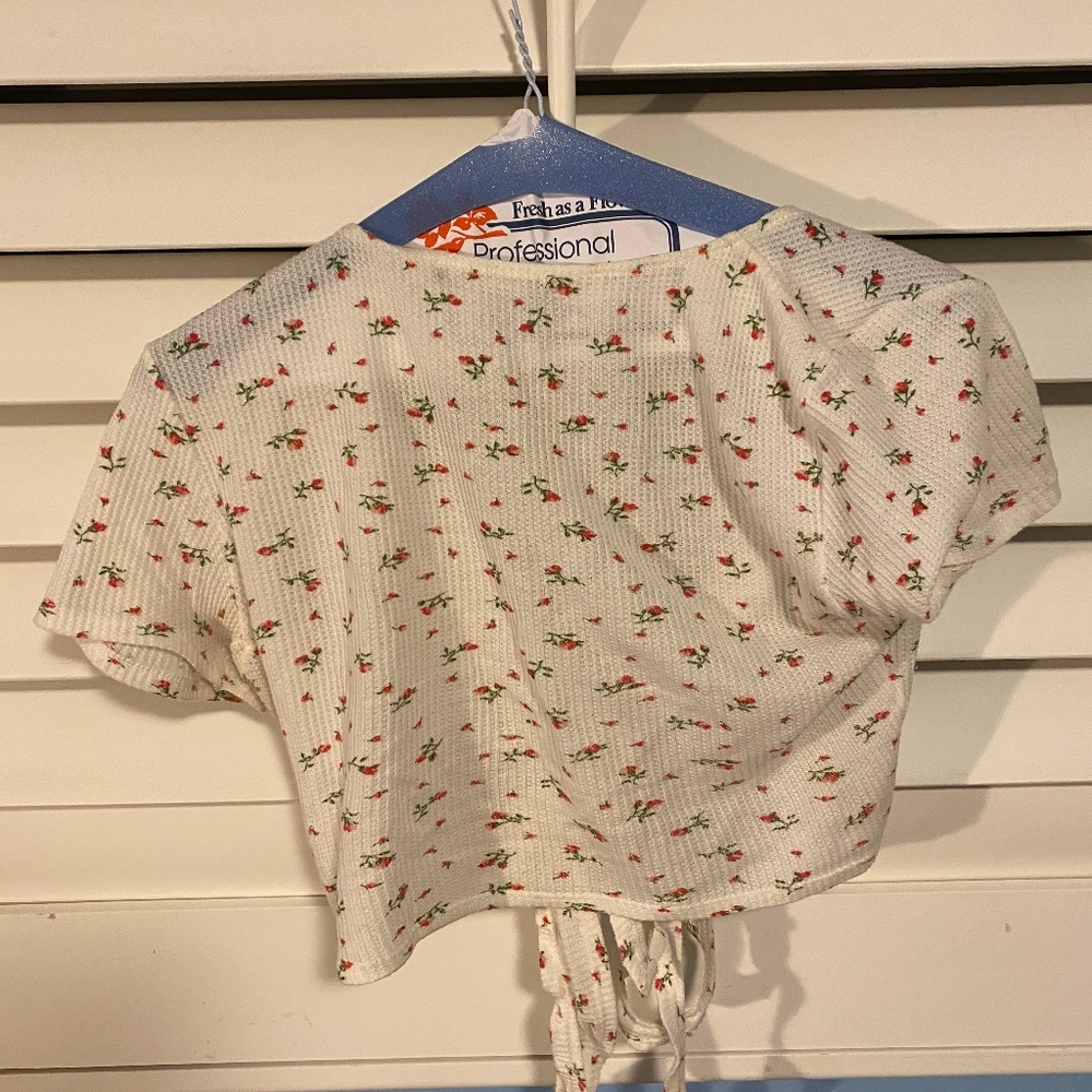 Shirt - Picture 2 of 2